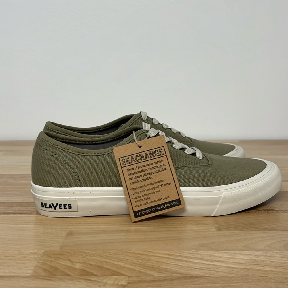 SeaVees Legend Sneaker Size 7.5 NWT